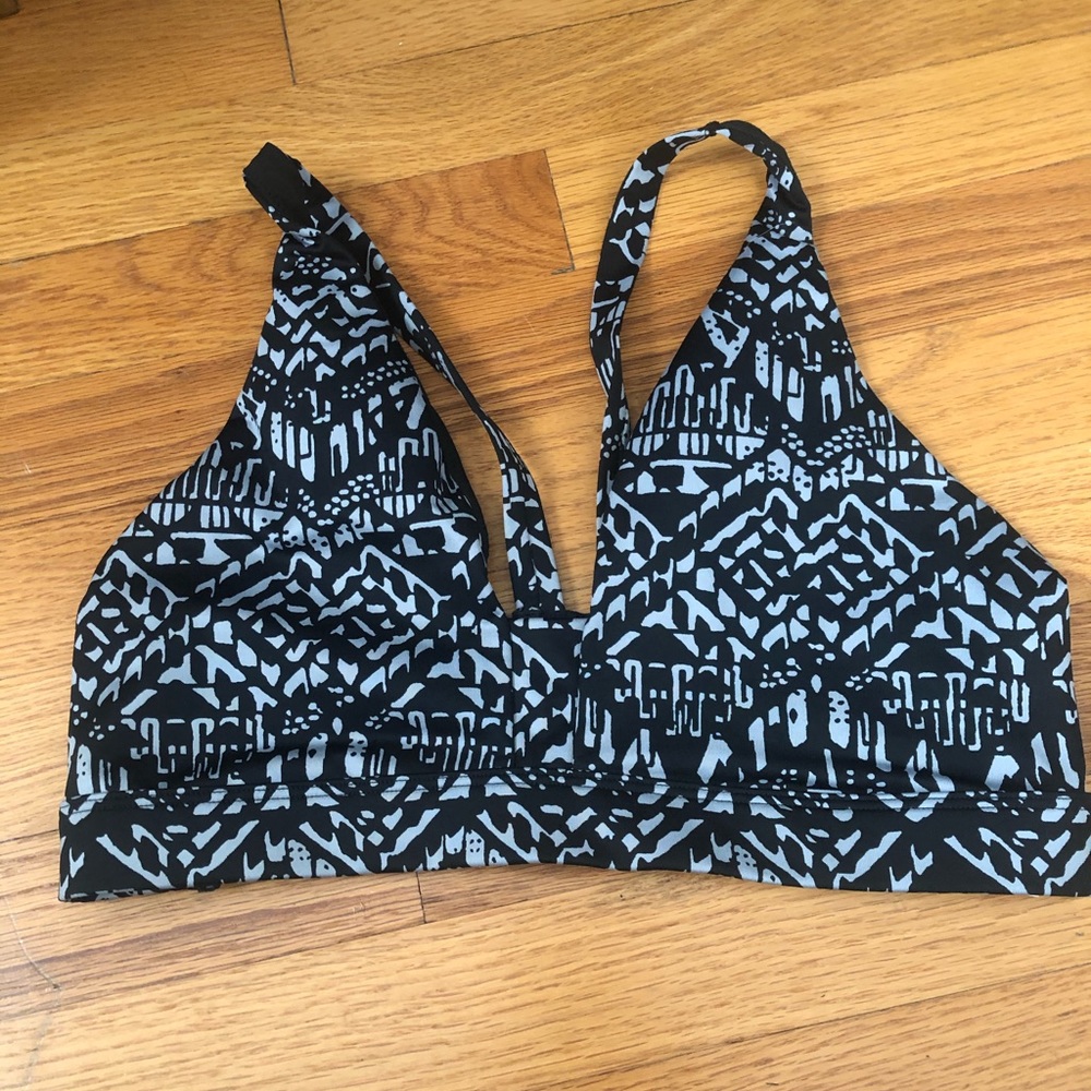Victoria secret sports bra!